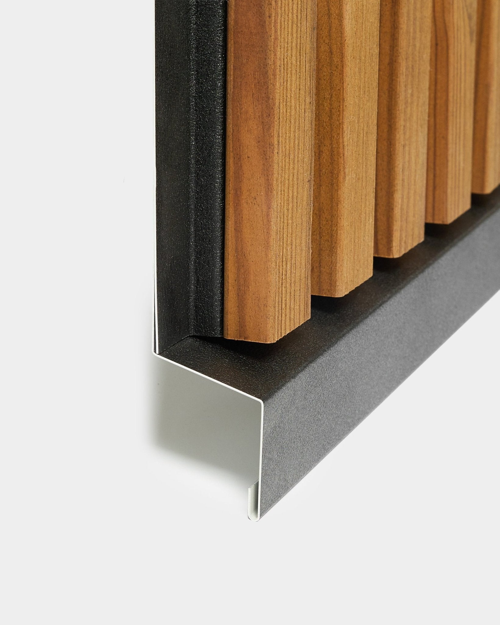 Detailed view of a 240 cm WoodUpp Aluwood facade panel featuring vertical wooden slats and black metal trim, part of the Nordic outdoor collection.