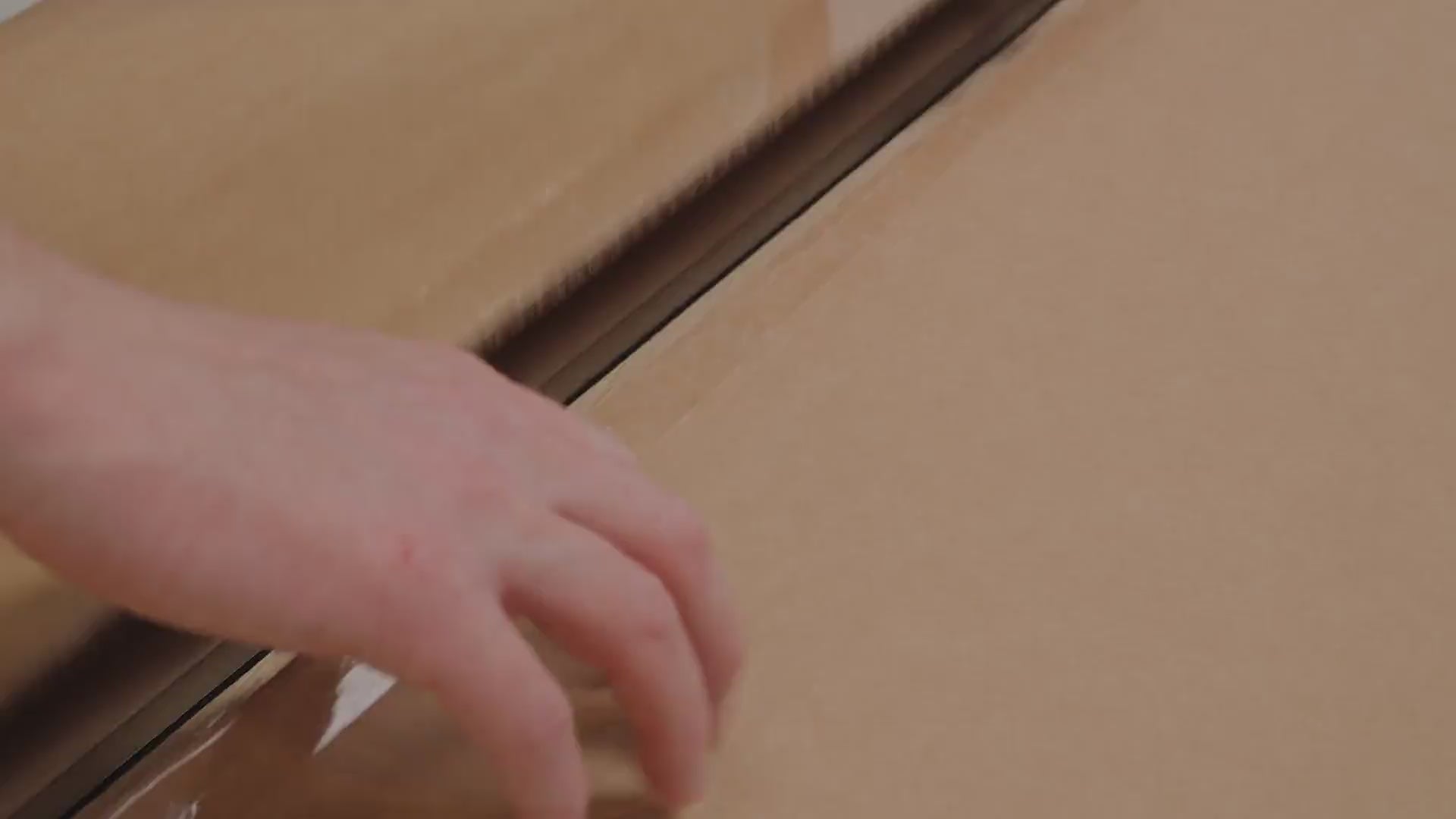 Akupanel | Installation on wall with screws